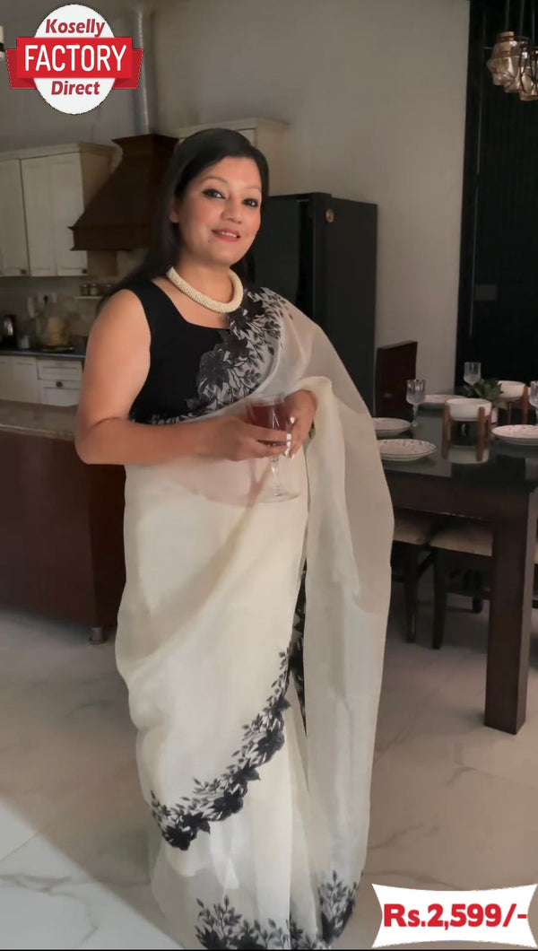 White Pure Tabby Organza Saree With Scalping Work