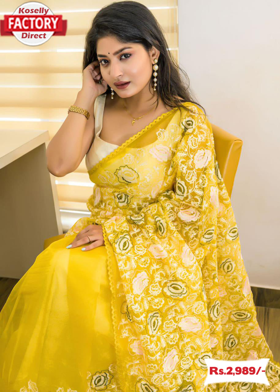 Buy Peach Saree And Blouse: Chiffon & Underskirt: Satin Silk Chikankari For  Women by Iktaar by Meena Online at Aza Fashions.